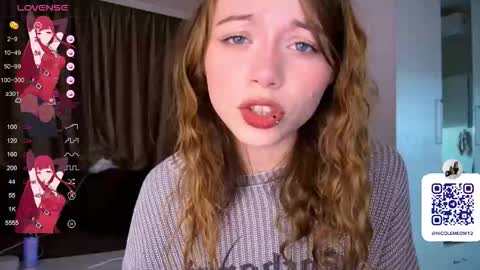 Snapshot of dontoke_ chatting on November 2025 01:57:02 PM Nicole online show from November 2025 01:57:02 PM