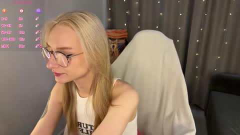 Ely online show from December 2025 08:25:02 PM