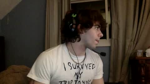 donutking42069 online show from January 2026 03:23:01 AM