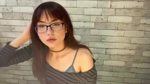 Snapshot of doretharuschak chatting on May 2026 10:12:01 AM Aimi online show from May 2026 10:12:01 AM
