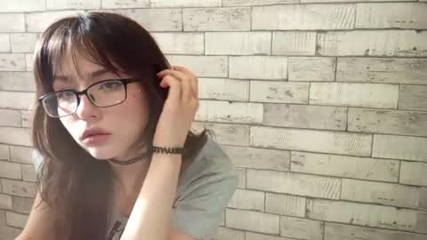 Snapshot of doretharuschak chatting on May 2026 02:45:01 PM Aimi online show from May 2026 02:45:01 PM