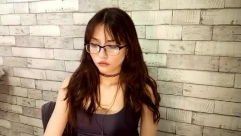 Snapshot of doretharuschak chatting on May 2026 10:10:02 AM Aimi online show from May 2026 10:10:02 AM
