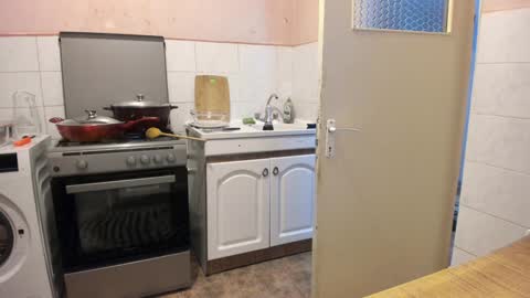 menu  below online show from December 2024 07:25:02 PM