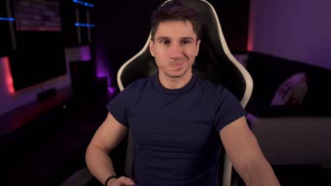 Dorian Reyes online show from January 2025 10:19:01 PM