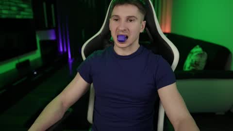 Dorian Reyes online show from February 2025 09:53:02 PM