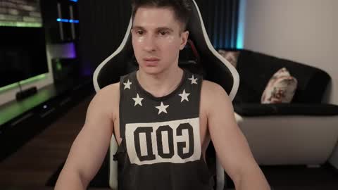 Dorian Reyes online show from February 2025 02:17:02 AM