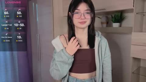 Maria online show from November 2025 06:12:01 AM