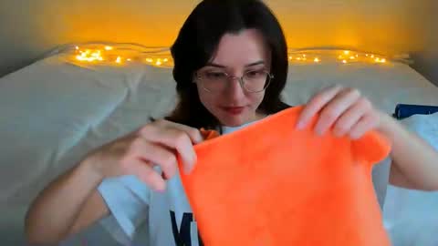 Your Dorotty online show from December 2025 04:32:01 AM