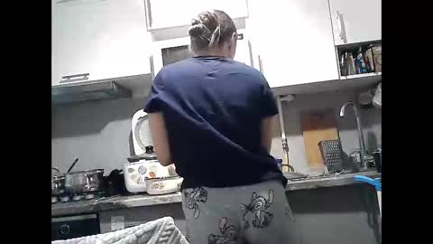 Dorrie Ann online show from October 2025 02:15:01 PM