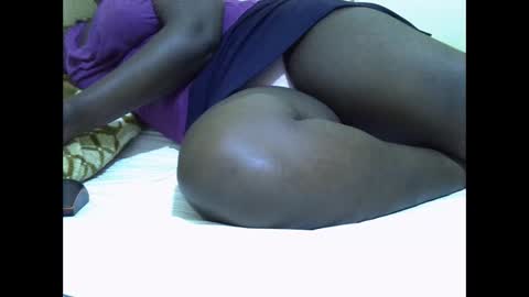 Snapshot of double_love9 chatting on October 2025 12:16:01 PM bellie online show from October 2025 12:16:01 PM