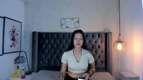 Snapshot of double_temptatiion_ chatting on May 2026 07:08:02 PM Vall Lufan online show from May 2026 07:08:02 PM