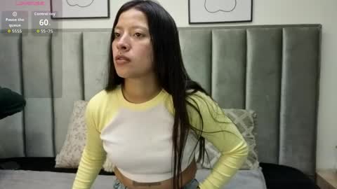 Snapshot of double_temptatiion_ chatting on May 2026 07:10:01 PM Vall Lufan online show from May 2026 07:10:01 PM