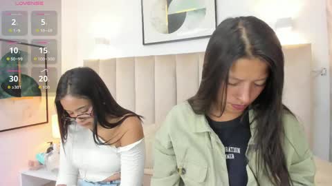 Snapshot of double_temptatiion_ chatting on May 2026 07:20:02 PM Vall Lufan online show from May 2026 07:20:02 PM