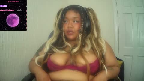 DeeDee online show from June 2026 12:40:01 PM