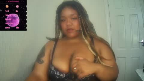 DeeDee online show from July 2026 11:40:01 AM
