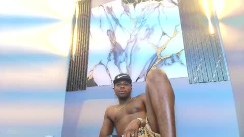 Snapshot of douglas_099 chatting on November 2025 12:46:01 AM DOUGLAS online show from November 2025 12:46:01 AM