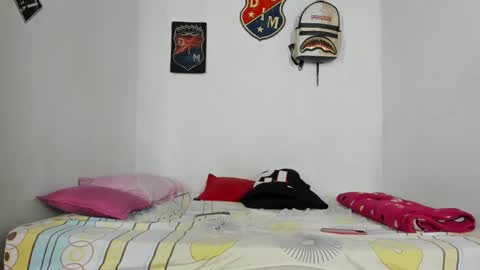 douglas_gallegos online show from December 2024 07:46:02 PM