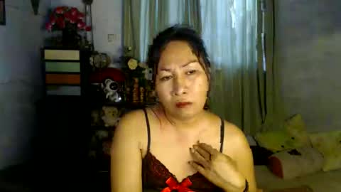 doyouwantme143 online show from June 2026 07:42:02 AM