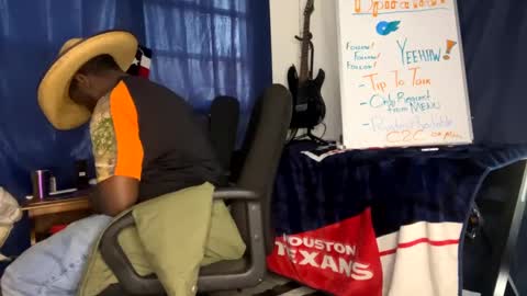 MrPirated online show from January 2025 08:35:02 PM