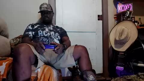 MrPirated online show from October 2025 11:47:02 PM