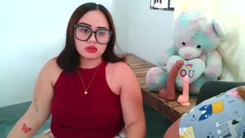 Snapshot of dracarys_hottie chatting on February 2026 06:39:02 AM Dorothy online show from February 2026 06:39:02 AM