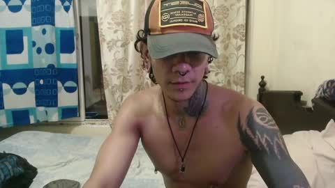 Snapshot of dragon666uwur chatting on January 2025 11:43:02 PM Dragon online show from January 2025 11:43:02 PM