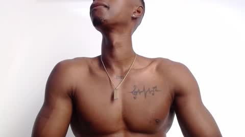 Drake 23 online show from October 2025 01:50:01 PM