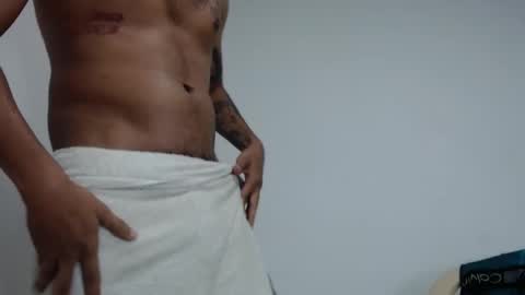 Snapshot of drako_monstercock chatting on December 2025 09:05:01 AM drako_monstercock online show from December 2025 09:05:01 AM