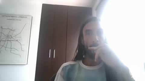 new profile Aircum99  online show from October 2025 07:03:02 PM