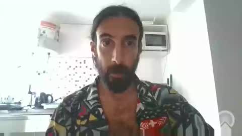 new profile Aircum99  online show from December 2025 06:26:01 PM