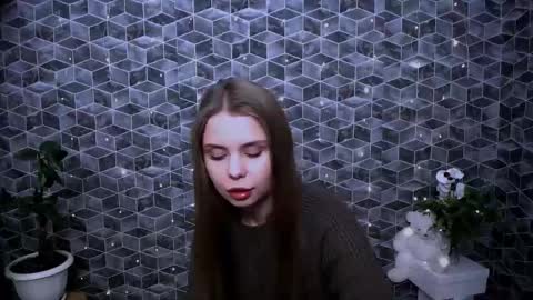 Mari online show from November 2025 08:53:02 AM