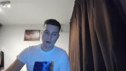 Snapshot of dreamboy240 chatting on November 2025 06:53:02 PM Johnny online show from November 2025 06:53:02 PM