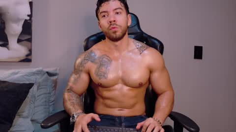Snapshot of dreammr1 chatting on June 2026 01:26:01 PM cris online show from June 2026 01:26:01 PM