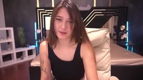 Snapshot of dreamylinaaa chatting on December 2024 07:21:01 AM Lina online show from December 2024 07:21:01 AM