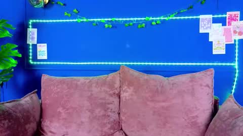 Snapshot of dreamymilka chatting on November 2025 05:00:02 AM dreamymilka online show from November 2025 05:00:02 AM