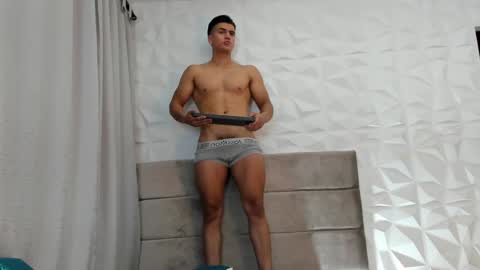 Kevin online show from February 2025 08:33:02 AM