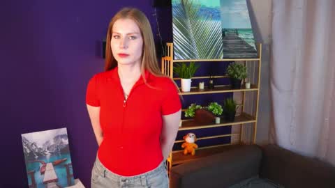 Snapshot of drewberkheimer chatting on February 2026 07:51:01 AM My name is Luna online show from February 2026 07:51:01 AM