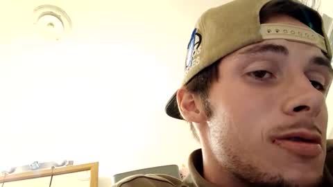 Snapshot of drewthejew616 chatting on October 2025 06:32:02 AM drewthejew616 online show from October 2025 06:32:02 AM