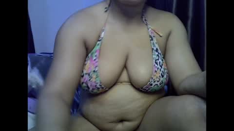 Snapshot of drippingnwet chatting on April 2026 10:42:02 PM drippingnwet online show from April 2026 10:42:02 PM