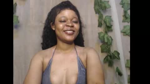 linda online show from December 2025 11:01:02 PM