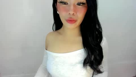 Snapshot of dripqueenxoxo chatting on September 2025 08:09:01 PM miss. Erika online show from September 2025 08:09:01 PM