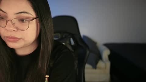 Drizzypeach602 online show from December 2024 01:10:01 AM