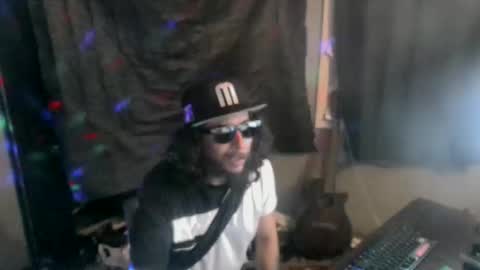 Snapshot of drogoloko233 chatting on April 2026 02:26:02 AM drogo lpkp online show from April 2026 02:26:02 AM