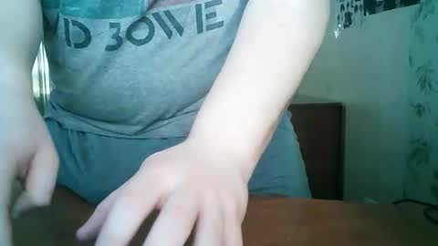 Snapshot of drovachok2_0 chatting on October 2025 01:23:04 PM Drova online show from October 2025 01:23:04 PM