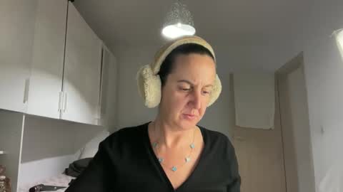 Dr. Resa online show from January 2026 07:04:02 PM