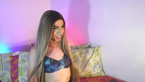 Juan Marulanda online show from November 2025 01:48:02 AM