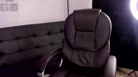 Kitty online show from November 2025 03:17:01 AM