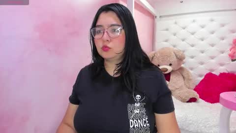 Dulce  online show from October 2025 11:33:02 AM