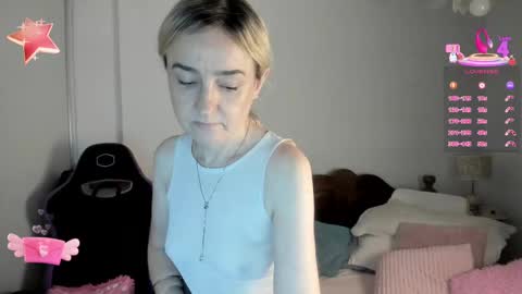 Snapshot of dulcejulia chatting on October 2025 10:29:02 PM Sweetnina online show from October 2025 10:29:02 PM