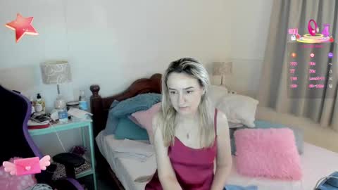 Snapshot of dulcejulia chatting on October 2025 09:36:01 PM Sweetnina online show from October 2025 09:36:01 PM